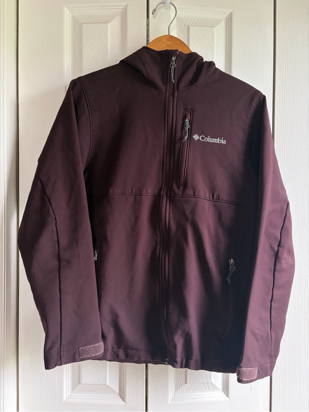 COLOMBIA Hooded Softshell Jacket